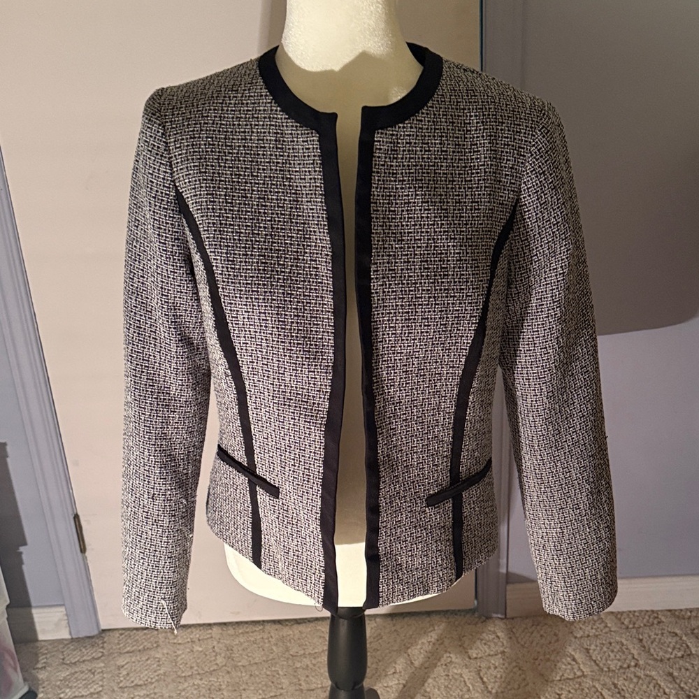Kasper Black and White Textured Blazer